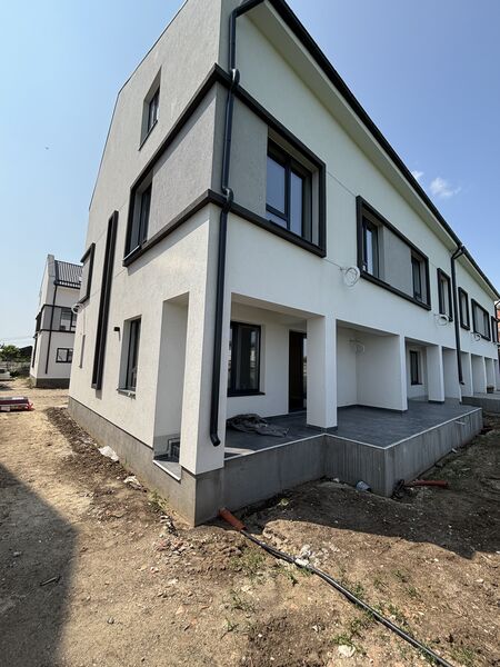 Eroii Revolutiei, Str. Tiparnitei, comision 0, parcare bonus, loc joaca.